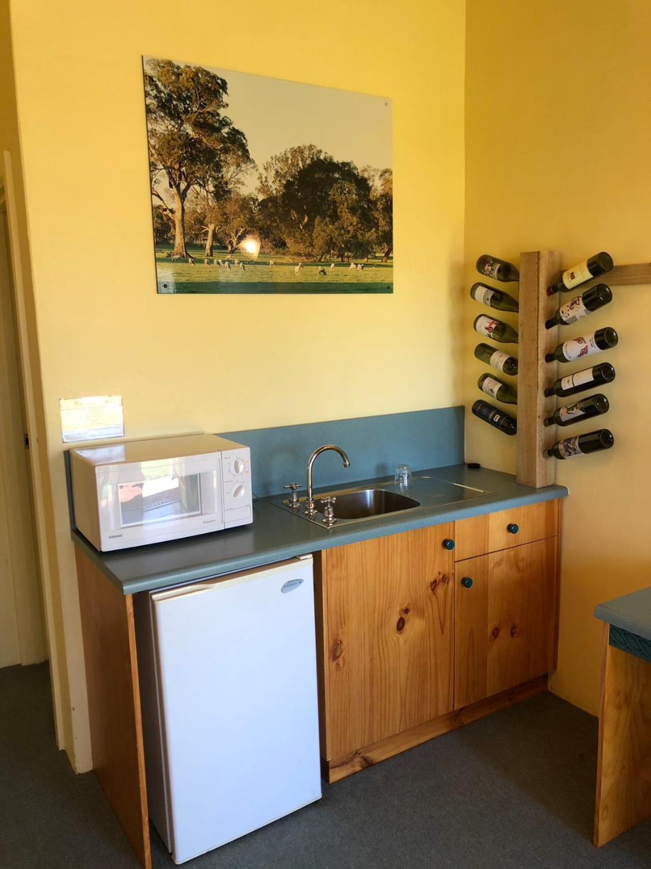 Coonawarra Place Motor Inn Zewnętrze zdjęcie