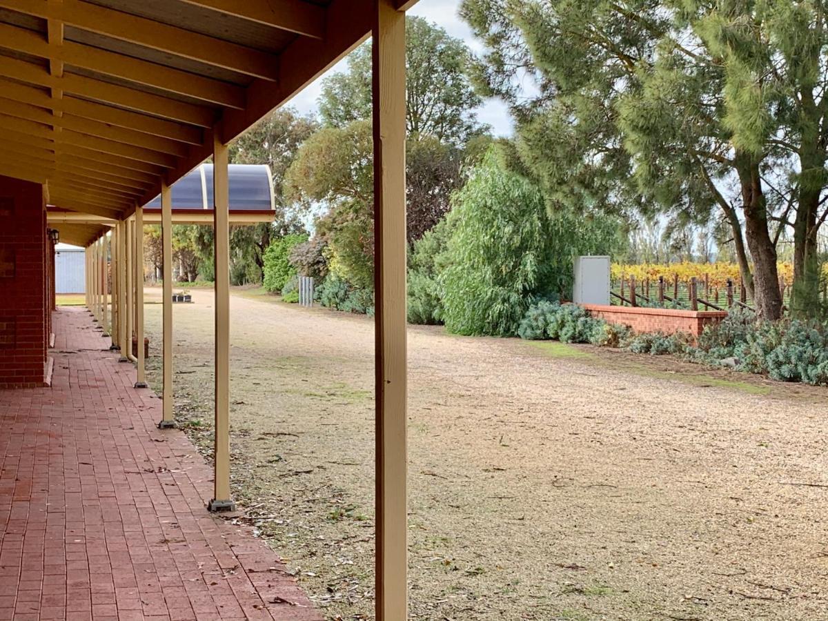 Coonawarra Place Motor Inn Zewnętrze zdjęcie